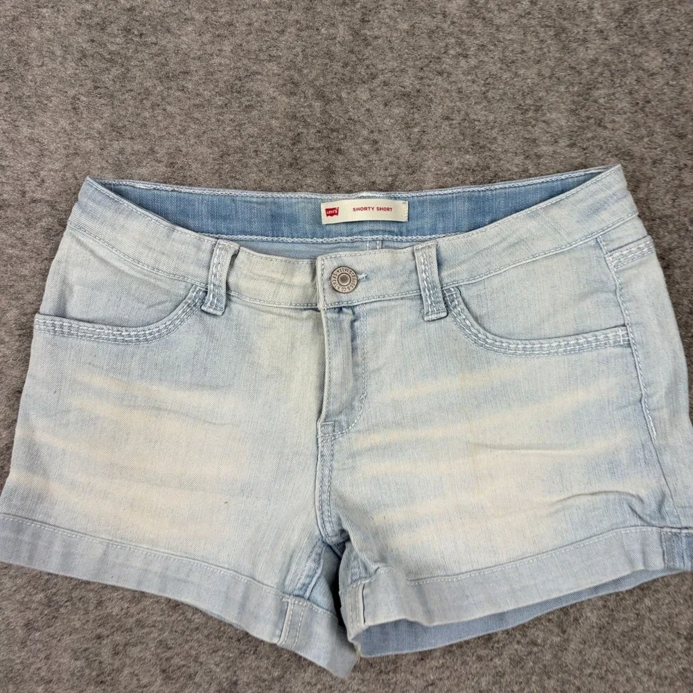 Levi's‎ Shorty Short Girls 16 Light Wash Denim Embroidered Flap Pocket Shorts